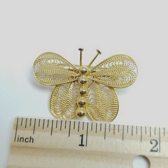 Vintage Gold Tone Butterfly Brooch, Filigree Wire Design, Lightweight Estate - Picture 4 of 6